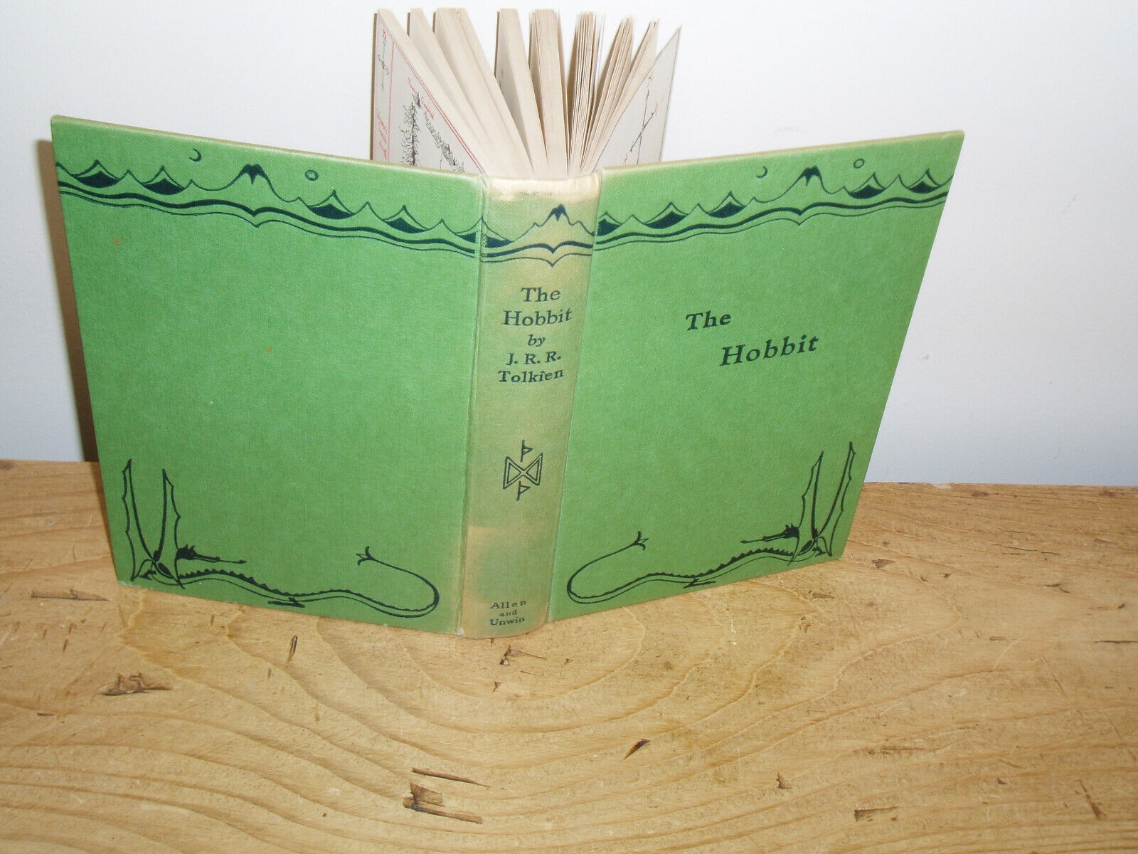 TCG - THE HOBBIT 1961 SECOND EDITION 12TH.IMPRESSION -J.R.R.TOLKIEN ...